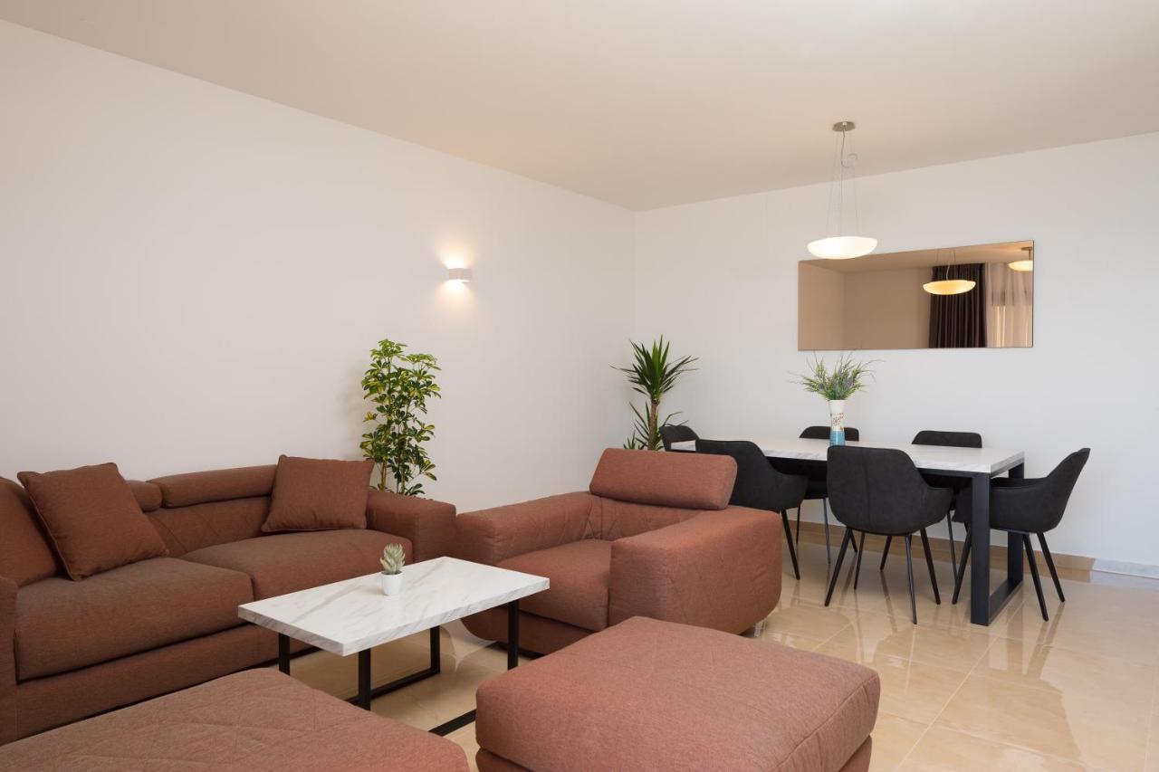 Villa Four Brothers - Penthouse Suite Podstrana Dış mekan fotoğraf