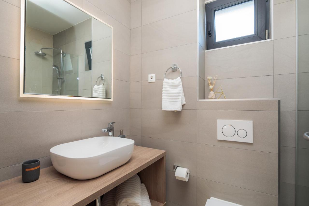 Villa Four Brothers - Penthouse Suite Podstrana Dış mekan fotoğraf